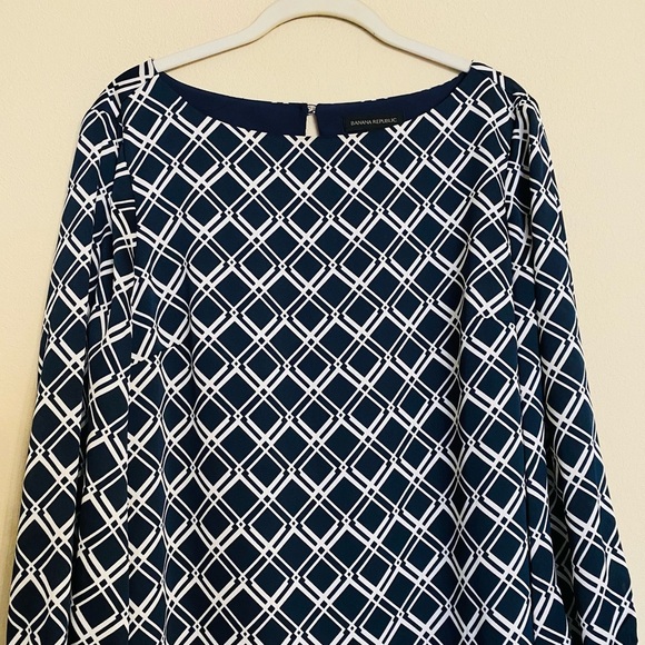Banana Republic Dress Navy Blue Geometric Print Shift Size 10 - Picture 4 of 14